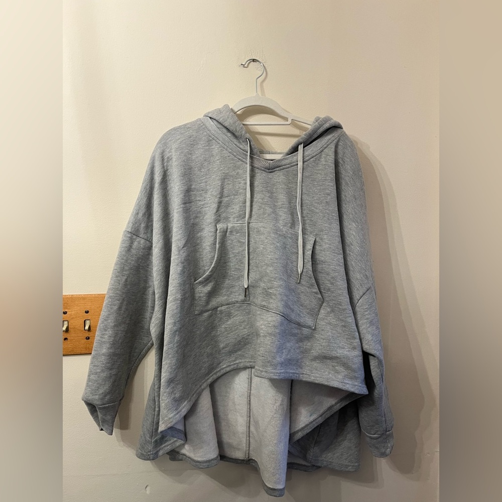 Fashion nova high low hoodie
